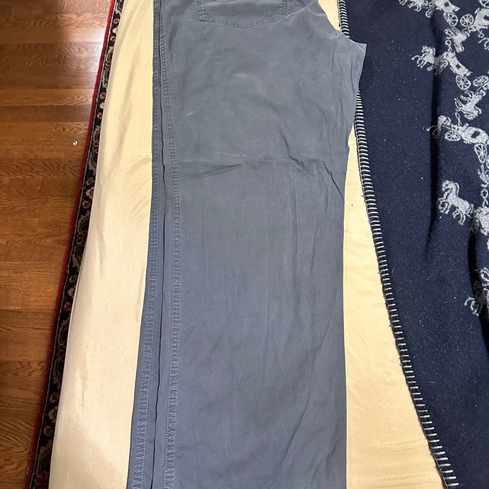 Columbia big and tall Men’s size 46  34  grey charcoal Pants97% cotton
